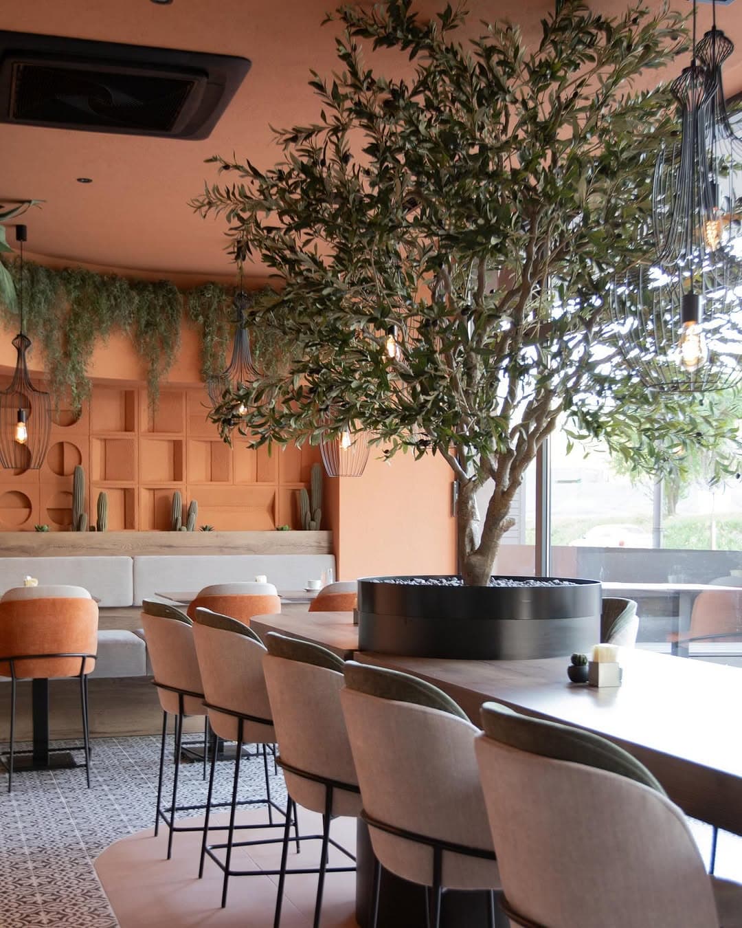 Interijer Sierra bar